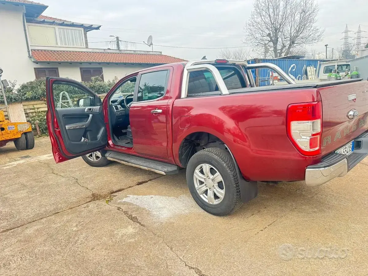Usata Ford Ranger Limited 143 CV (105 kW) 2020 Pick-up