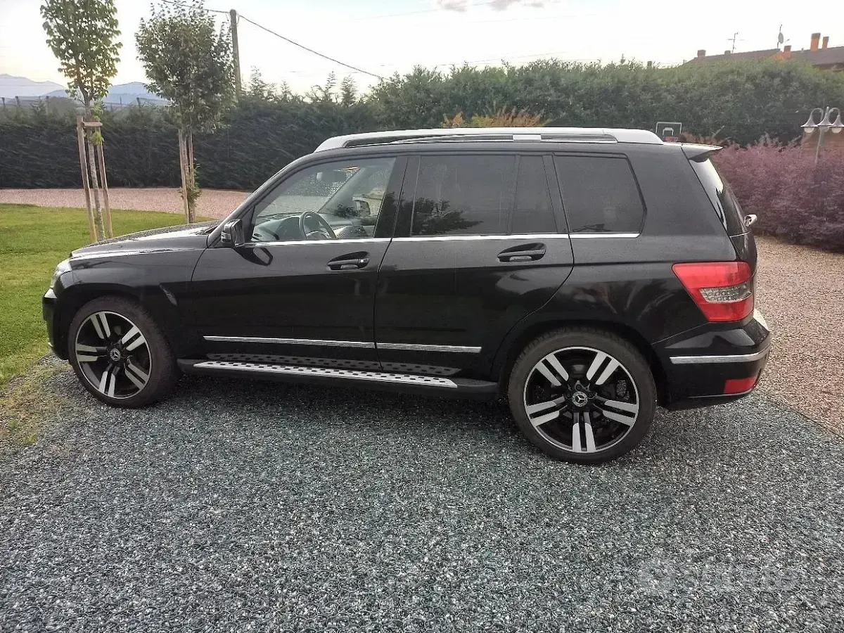 Usata Mercedes GLK220 170 CV (125 kW) 2009 Nero SUV