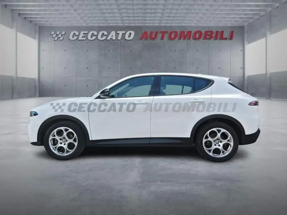 Usata Alfa Romeo Tonale Sprint 130 CV (95 kW) 2023 Bianco SUV