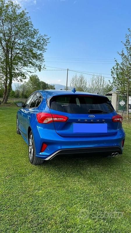 Usata Ford Focus ST-Line 120 CV (88 kW) 2019 Blu Berlina