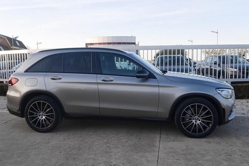 Usata Mercedes GLC220 Premium 194 CV (142 kW) 2021 Argento SUV