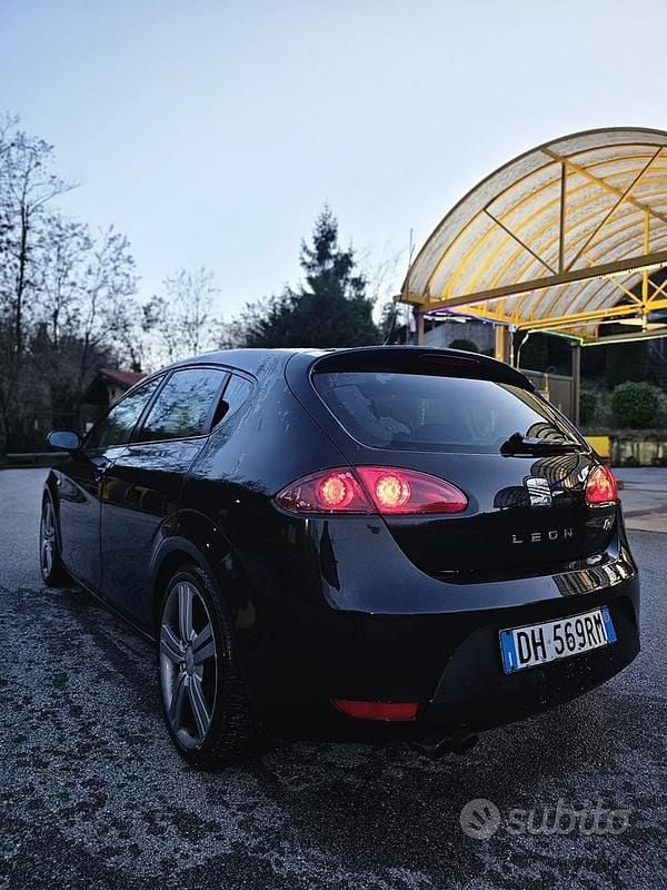 Gebraucht Seat Leon FR 170 PS (125 kW) 2007 Schwarz Kleinwagen