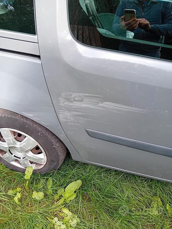 Usata Renault Kangoo 2015 Grigio Berlina