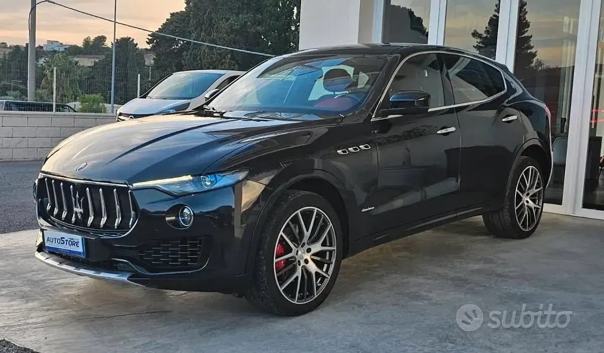 Usata Maserati Levante GranLusso 275 CV (202 kW) 2018 Nero SUV