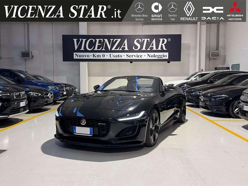 Usata Jaguar F-Type R-Dynamic 300 CV (220 kW) 2022 Nero Cabrio