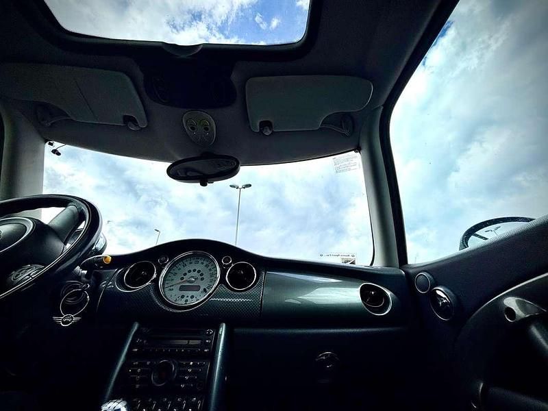 Usata Mini One D 88 CV (64 kW) 2006 Blu/azzurro Utilitaria