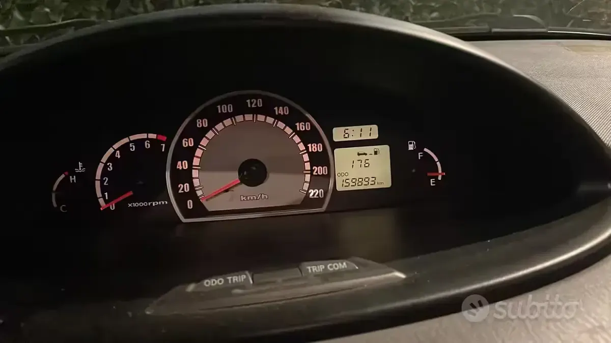 Usata Hyundai Matrix 103 CV (75 kW) 2004 Grigio Monovolume
