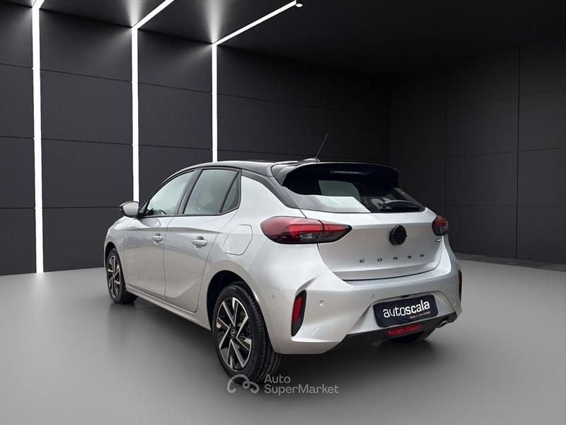 Nuova Opel Corsa 110 CV (80 kW) 2025 Argento Berlina