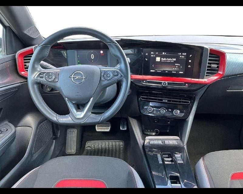 Usata Opel Mokka-e GS Line 100 kW (136 CV) 2022 Bianco SUV