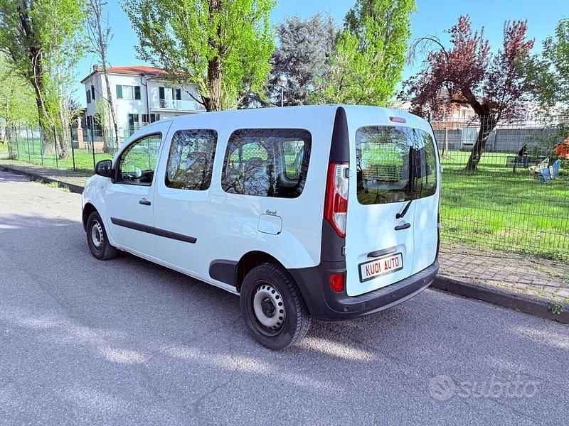 Usata Renault Kangoo 90 CV (66 kW) 2019 Bianco Monovolume