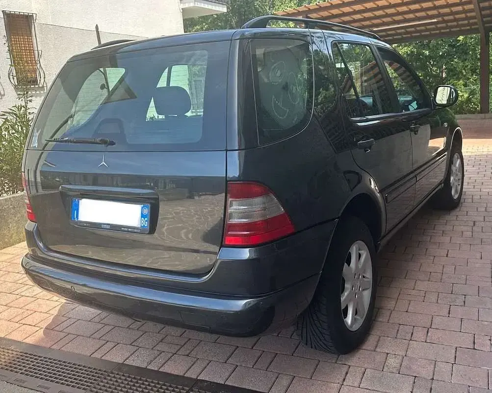Usata Mercedes ML320 218 CV (160 kW) 2000 SUV
