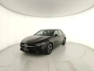 Usata Mercedes A180 Premium 136 CV (100 kW) 2020 Nero Berlina
