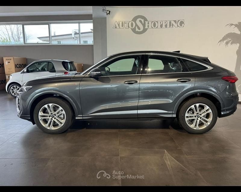 Nuova Audi Q5 S-Line 204 CV (150 kW) 2025 Grigio SUV