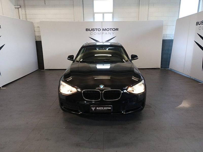 Usata BMW 114 Sport Line 102 CV (75 kW) 2014 Nero Utilitaria