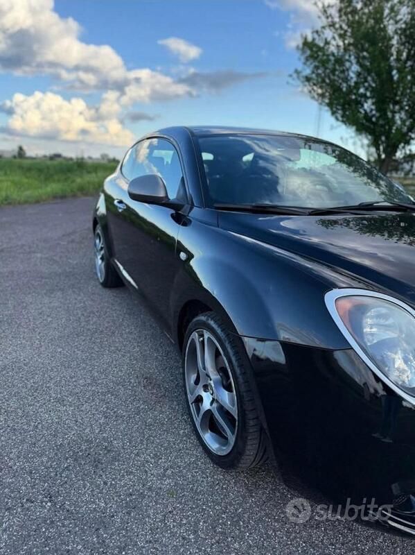 Usata Alfa Romeo MiTo 70 CV (51 kW) 2015 Nero Utilitaria