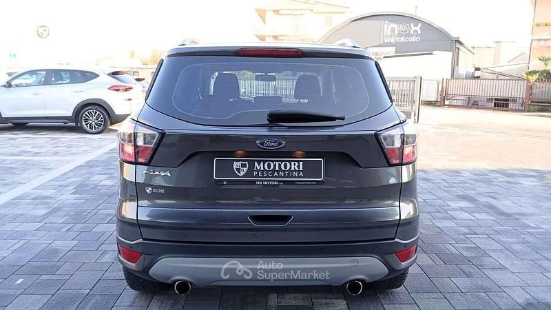Usata Ford Kuga Titanium S 120 CV (88 kW) 2017 Grigio SUV
