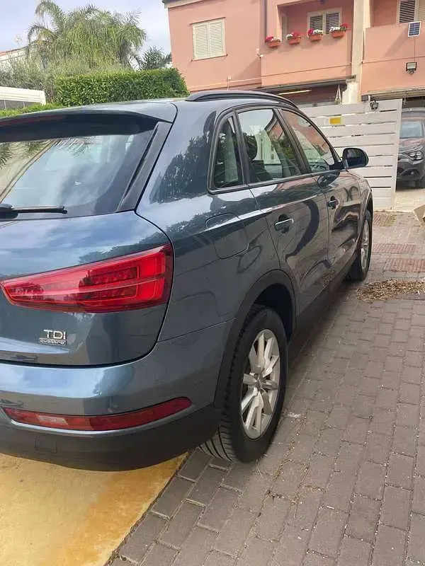 Usata Audi Q3 Ambiente 150 CV (110 kW) 2016 Grigio SUV
