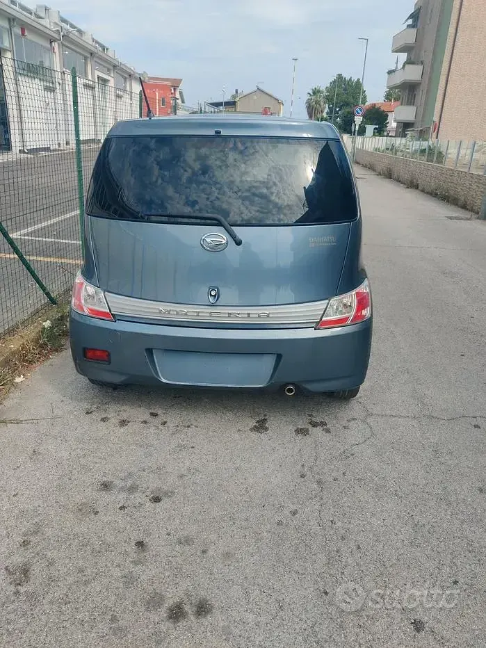 Usata Daihatsu Materia 103 CV (75 kW) 2009 Grigio Monovolume