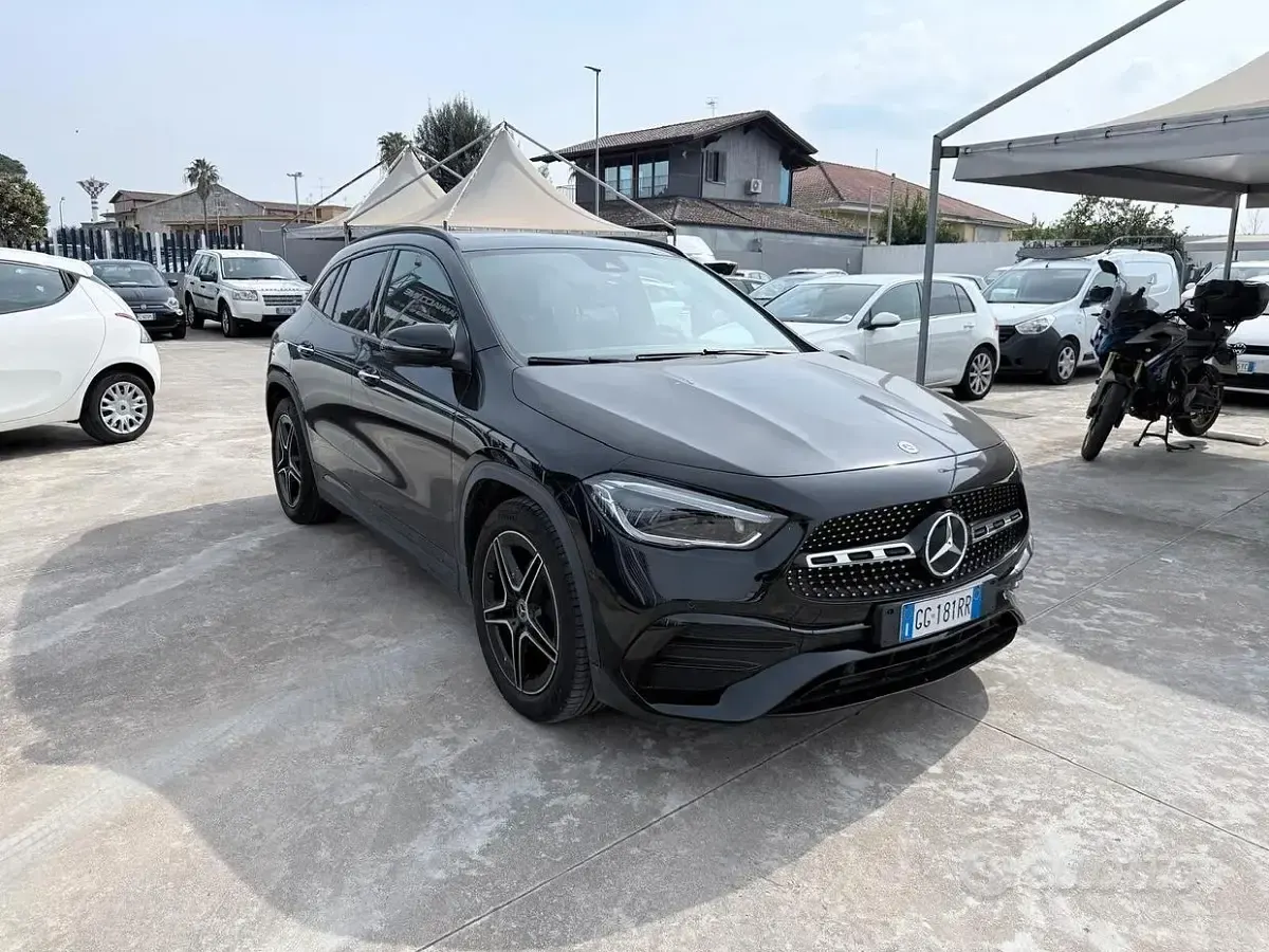 Usata Mercedes GLA220 Premium 190 CV (139 kW) 2021 Nero SUV