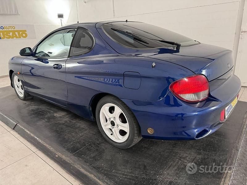 Occasion Hyundai Coupé 116 PK (85 kW) 2000 Blauw Coupé