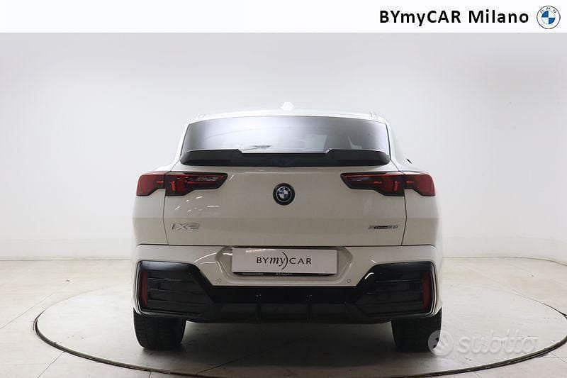 Usata BMW iX2 M Sport 279 kW (380 CV) 2024 Bianco SUV
