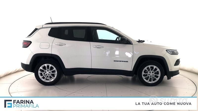 Usado Jeep Compass Limited 131 CV (96 kW) 2024 Negro SUV