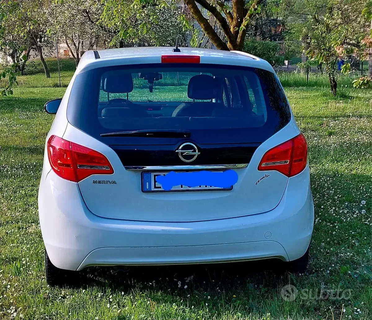 Usata Opel Meriva 2015 Bianco Monovolume