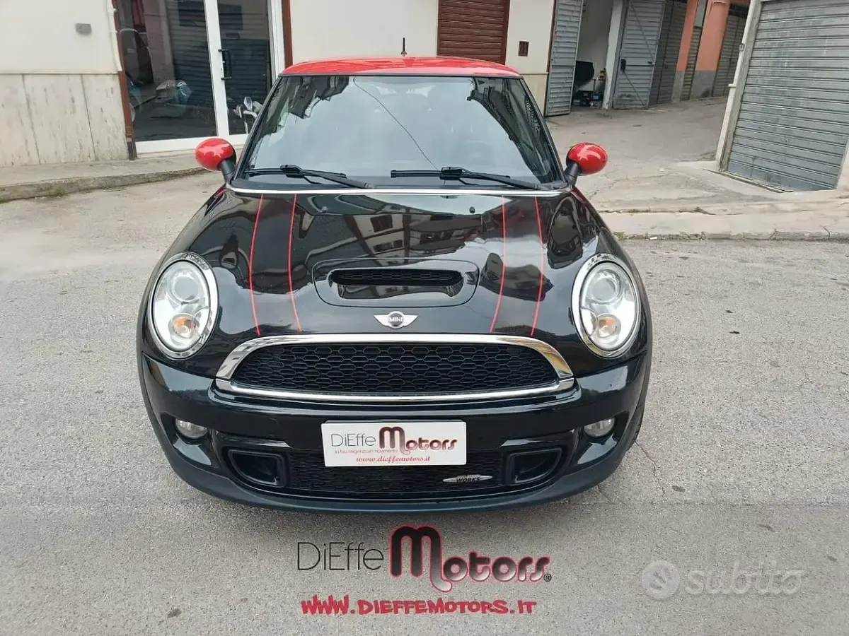 Usata Mini John Cooper Works 211 CV (155 kW) 2010 Nero Utilitaria