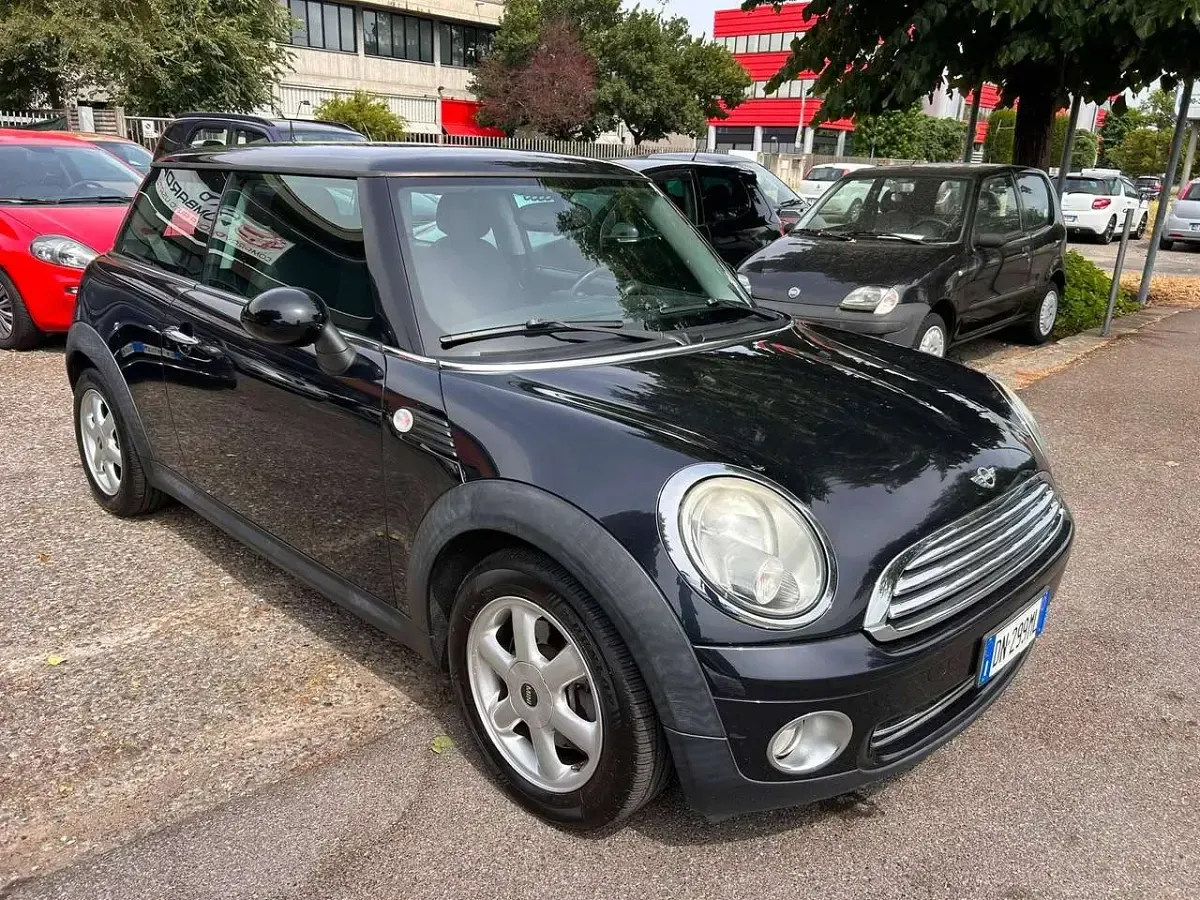 Usata Mini ONE 95 CV (69 kW) 2008 Nero Utilitaria