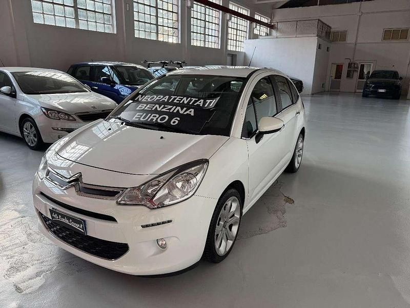 Bianco Usata 2015 Citroën C3 Exclusive Due volumi | 6100 € (Buon prezzo) - Immagine 1/4