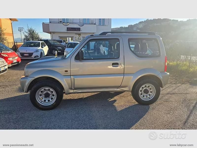 Usata Suzuki Jimny 65 CV (47 kW) 2004 SUV