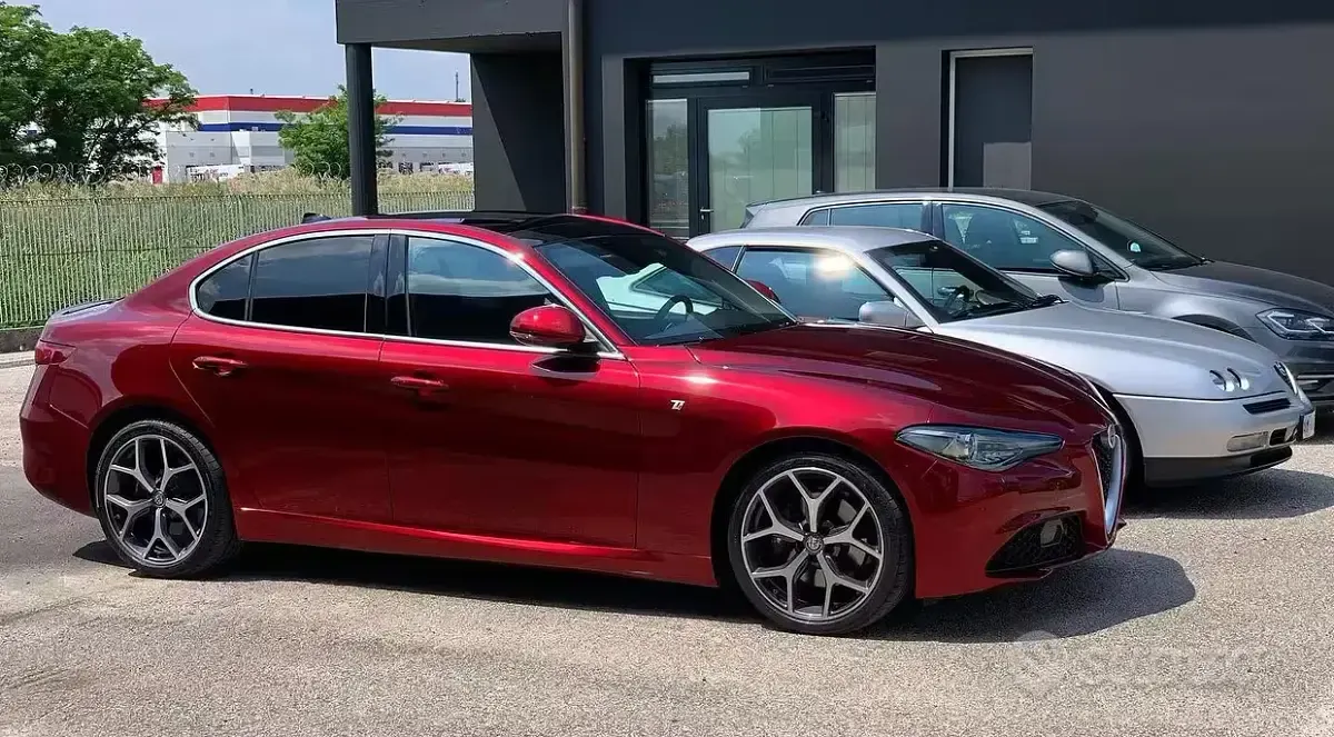 Usata Alfa Romeo Giulia Ti 190 CV (139 kW) 2019 Rosso Berlina