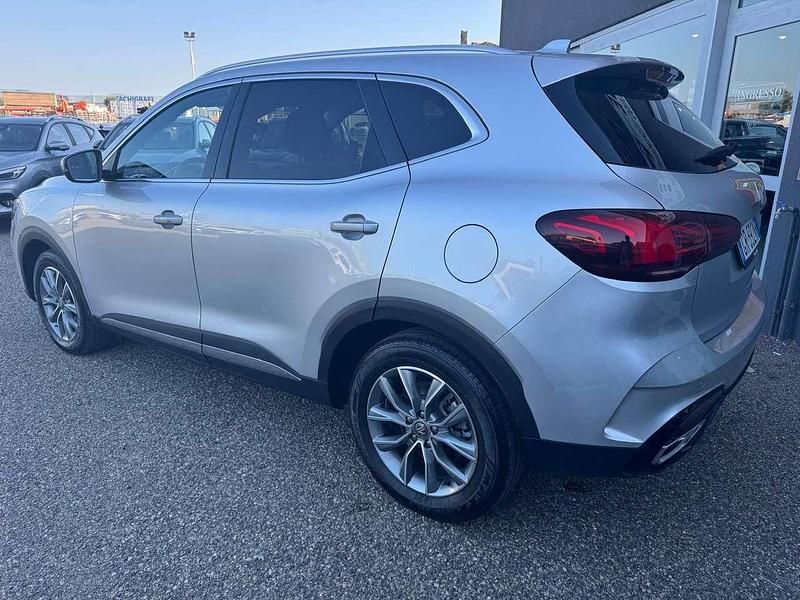 Usata MG HS Comfort 162 CV (119 kW) 2023 Argento SUV