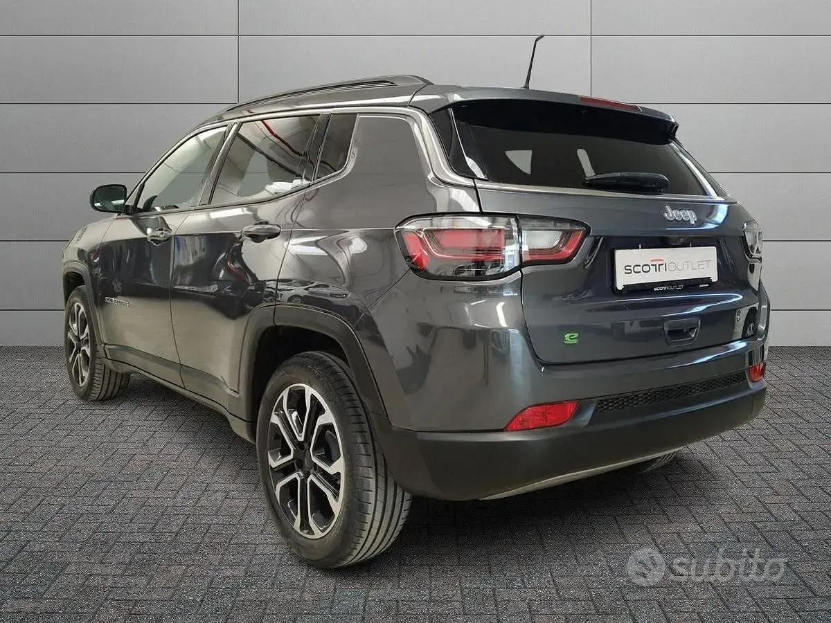 Usata Jeep Compass Limited 131 CV (96 kW) 2023 Grigio SUV