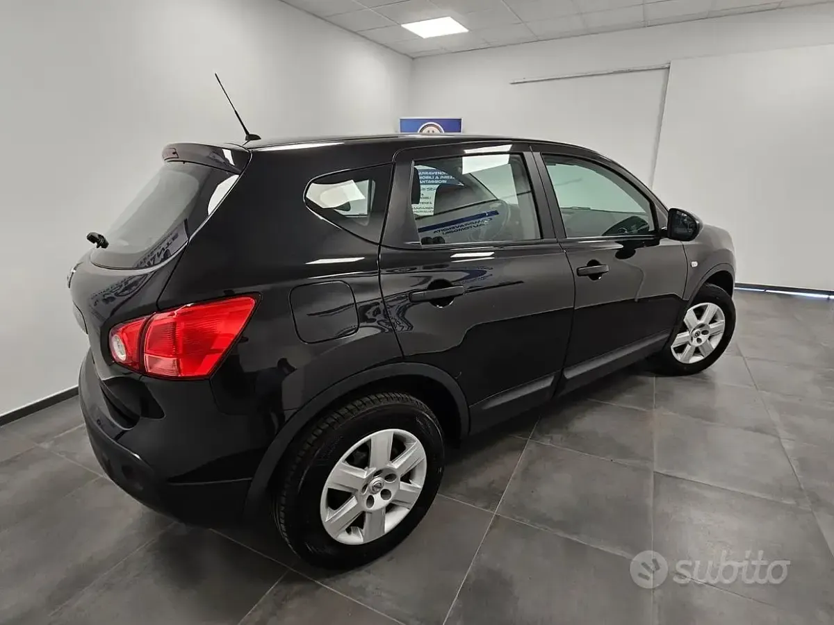 Usata Nissan Qashqai Visia 115 CV (84 kW) 2009 Nero SUV