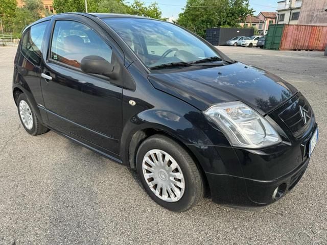 Nero pastello Usata 2006 Citroën C2 Due volumi | 1950 € (Buon prezzo) - Immagine 1/4