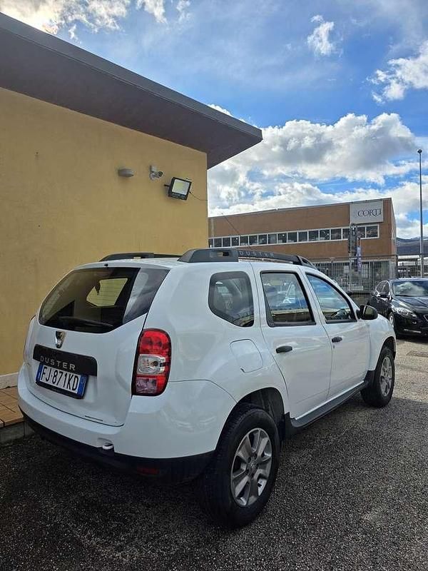 Usata Dacia Duster Ambiance 114 CV (83 kW) 2017 Bianco SUV