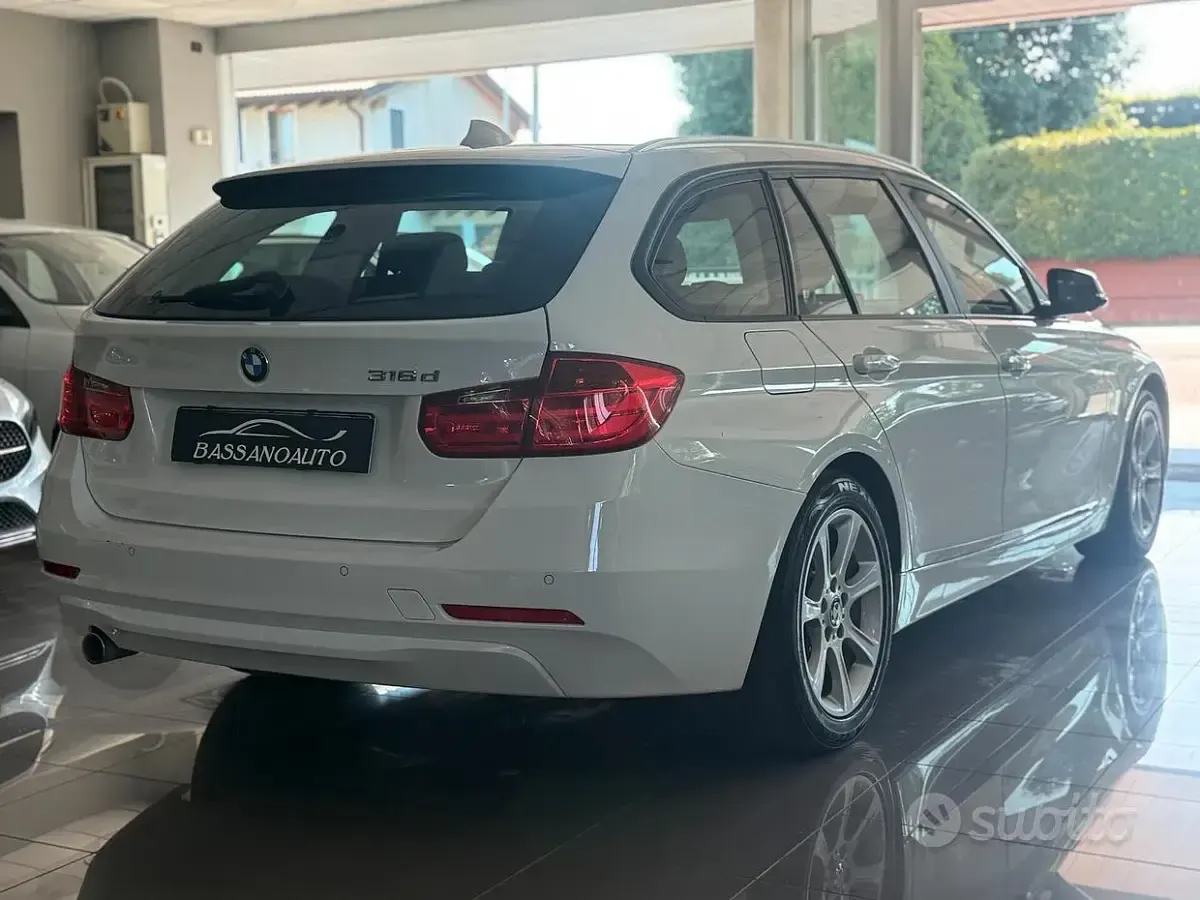 Usata BMW 316 Sport Line 116 CV (85 kW) 2014 Bianco Station wagon