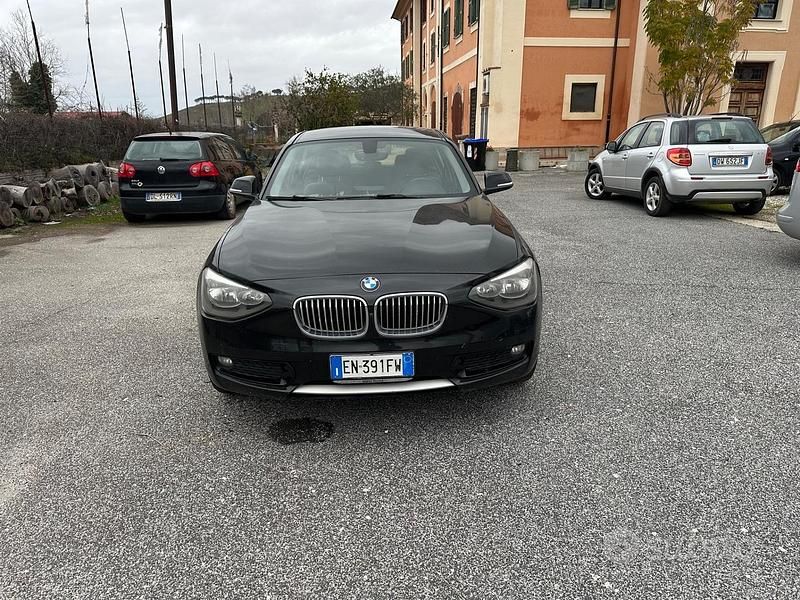 Usata BMW 118 115 CV (84 kW) 2012 Nero Utilitaria