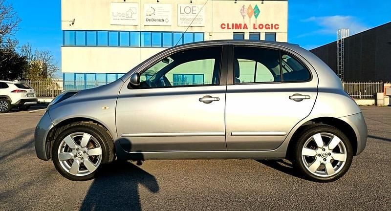 Usata Nissan Micra 80 CV (58 kW) 2009 Argento Berlina