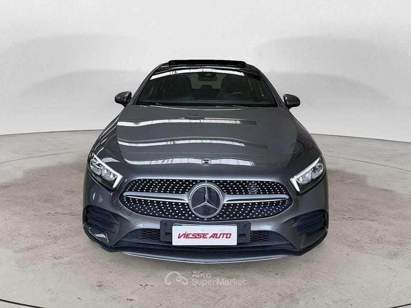 Usata Mercedes A200 Premium 163 CV (119 kW) 2019 Grigio Coupé