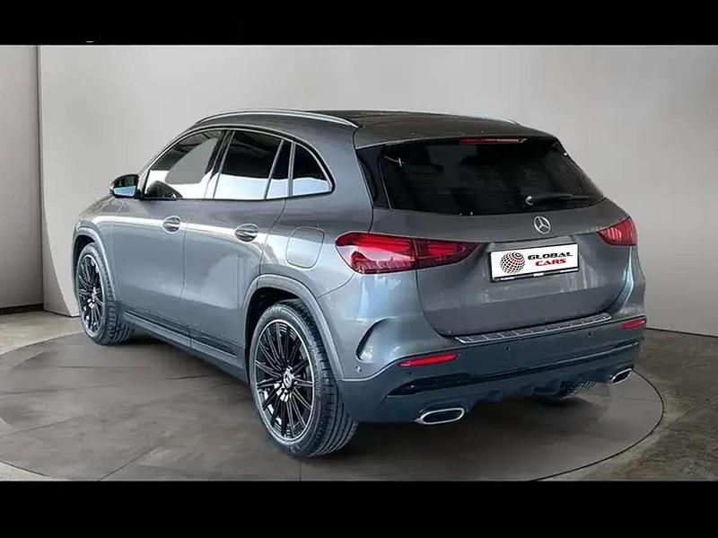 Usata Mercedes GLA200 Premium Plus 150 CV (110 kW) 2025 Montagna SUV