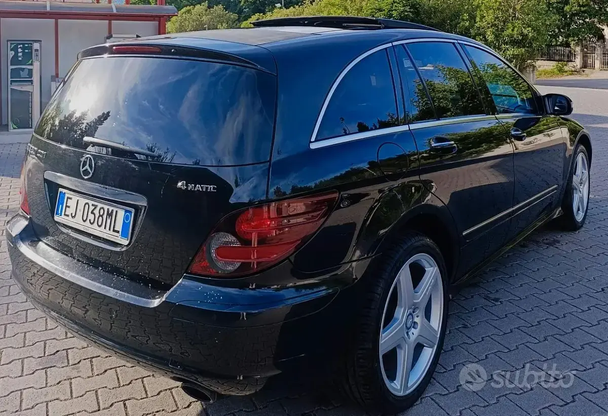 Usata Mercedes R320 224 CV (164 kW) 2006 Station wagon