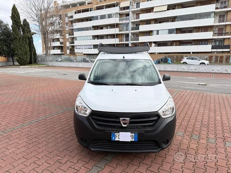Gebraucht Dacia Dokker Ambiance 101 PS (74 kW) 2016 Weiß Van / Kleinbus