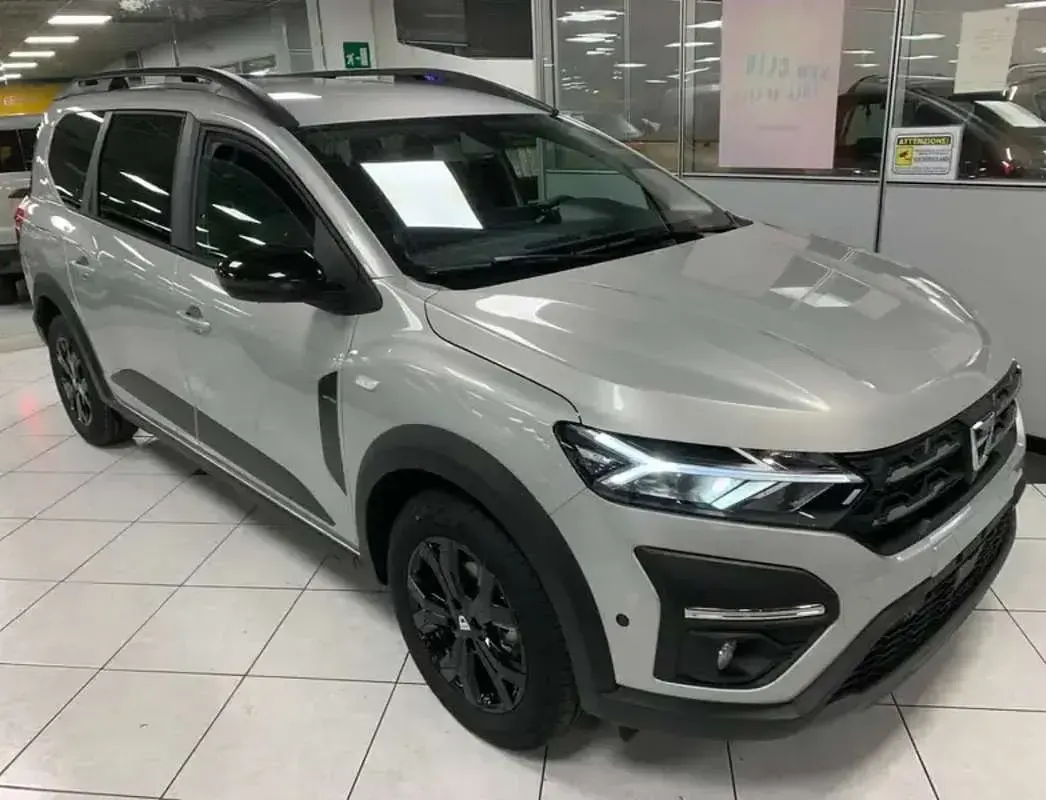 Usata Dacia Jogger Extreme 101 CV (74 kW) 2022 Monovolume