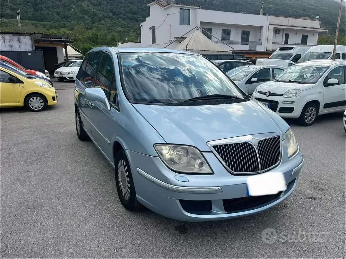 Gebraucht Lancia Phedra 128 PS (94 kW) 2003 Blau Van / Kleinbus