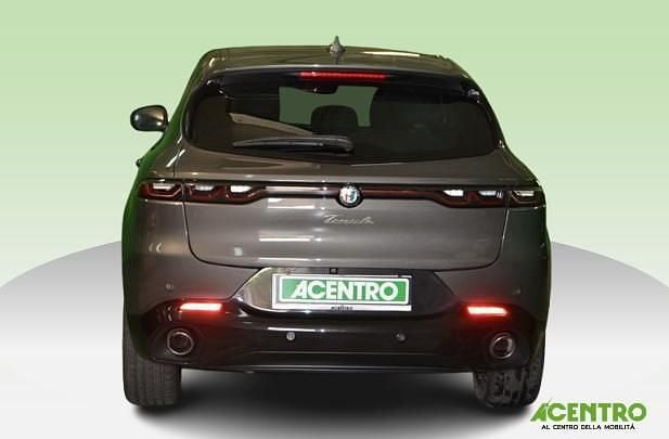 Usata Alfa Romeo Tonale 280 CV (205 kW) 2023 Gray SUV