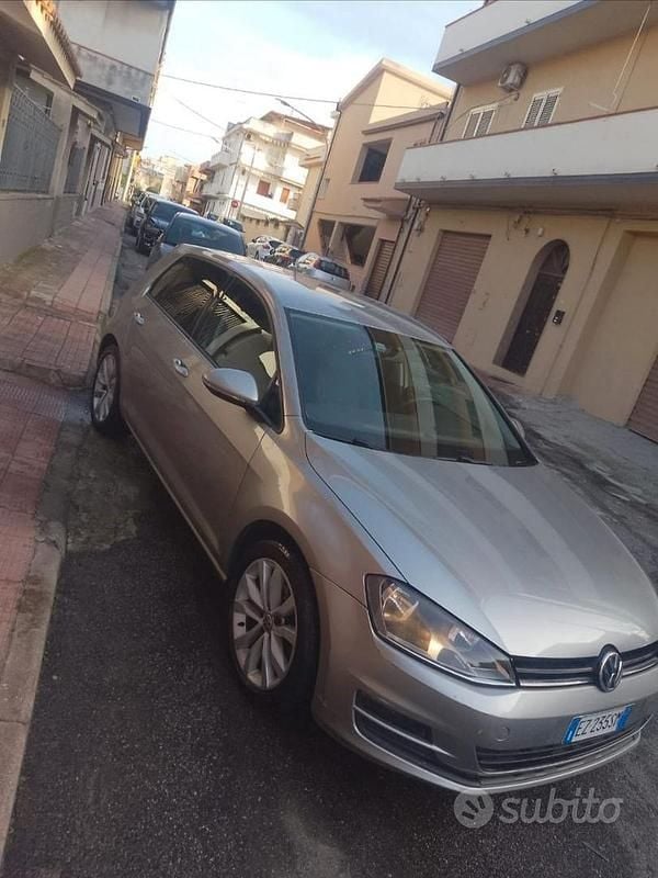 Second-hand VW Golf VII 105 CP (77 kW) 2015 Gri Berlinǎ