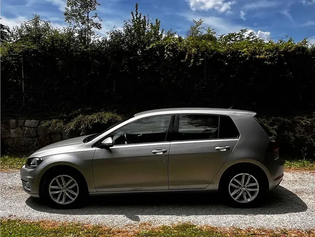 Usata VW Golf VII Business 116 CV (85 kW) 2019 Argento Berlina