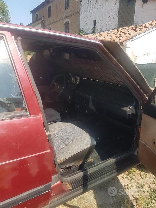Usata Alfa Romeo Giulietta 122 CV (89 kW) 1980 Rosso Utilitaria